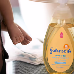 Johnsons Headtotoe Tearless Gentle Baby Wash  Shampoo  17 Fl Oz  170 Oz