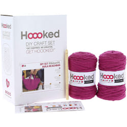 HOOOKED B.V. PAK168-SP4 Yarn KIT Avila Bag  Crazy Plum