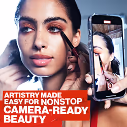 Smashbox Blurring Foundation Brush for Liquid, Cream + Powder| Blender Brush + Coverage