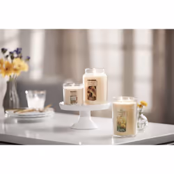 Yankee Candle French Vanilla Scented  Classic 22oz Large Jar Single Wick Candle  Over 110 Hour Burn Time  Ideal for Entertaining and Personal Relaxati