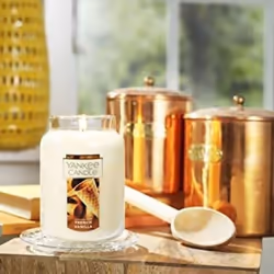 Yankee Candle French Vanilla Scented  Classic 22oz Large Jar Single Wick Candle  Over 110 Hour Burn Time  Ideal for Entertaining and Personal Relaxati