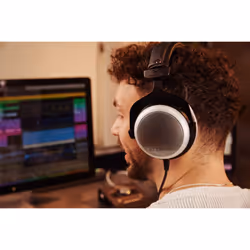 beyerdynamic DT 880 PRO Headset - 250 OHM