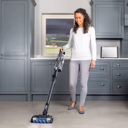 Shark IZ320UK stick vacuum/electric broom 2-in-1 stick vacuum Battery Dry HEPA Bagless Black, Silver