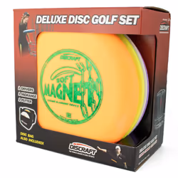 Discraft Deluxe Disc Golf Set (4 Disc and Bag)Models and plastic blend