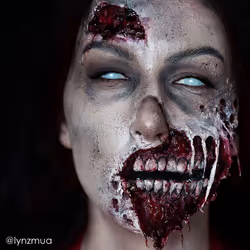 Mehron Makeup Liquid Latex | SFX Makeup | Halloween Latex Makeup | Latex Glue for Skin | Prosthetic Glue 1 fl oz (30 ml) (Clear Flesh)
