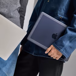 Incase Edge Hardshell Case with Makrolon® for 13-inch MacBook Air (M2/M3, 2022-2024) - Additional view 8