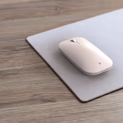 Incase Designed by Microsoft Modern Mobile Mouse