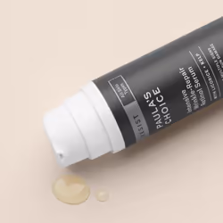 RESIST Anti Aging Retinol Serum - Minimises Wrinkles & Brown Spots - Firmer & Smoother Skin - Suitable for Rosacea-Prone Skin - with Vitamin C &