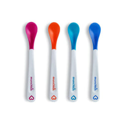 Munchkin White Hot Safety Baby Spoons  BPA Free  4 Pack  Polypropylene