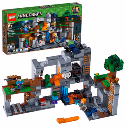 LEGO Minecraft The Bedrock Adventures 21147 Building Kit (644 Pieces)