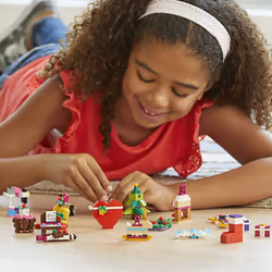 LEGO Friends Advent Calendar 41353  New 2018 Edition  Small Building Toys  Christmas Countdown Calendar for Kids (500 Pieces)