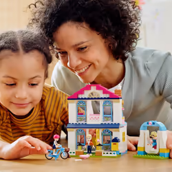 LEGO Friends 4+ Stephanies House 41398 Mini-Dolls House  Lets Kids Role-Play Family Life Friends Stephanie  Alicia and James (170 Pieces)