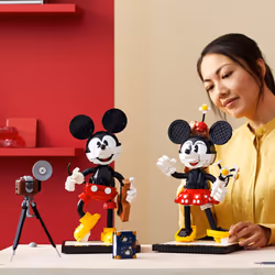 LEGO Disney Mickey Mouse & Minnie Mouse Buildable Characters (43179)  Classic-Style Mickey Mouse Collectible Adult Building Kit  New 2021 (1 739 Piece