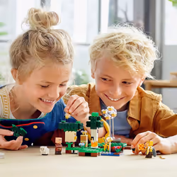 LEGO Minecraft The Bee Farm 21165 Minecraft Building Action Toy with a Beekeeper  Plus Cool Bee and Sheep Figures  New 2021 238 Pieces Multicolor - Additional view 4