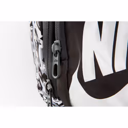 Nike Classic Fuel Pack Lunch Bag - Black with Grey  One Size