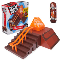 Tech Deck Pyramid Shredder 2.0 Finger board set