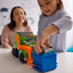 PAW Patrol : Crush N’ Roll Recycling Truck with Rocky Action Figure & Transforming Compacted Trash Vehicle, Kids Toys for Boys & Girls Ages 3 and up