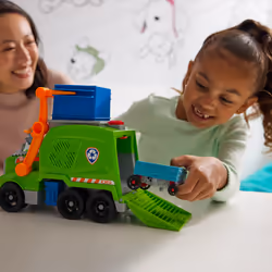 PAW Patrol : Crush N’ Roll Recycling Truck with Rocky Action Figure & Transforming Compacted Trash Vehicle, Kids Toys for Boys & Girls Ages 3 and up - Additional view 4