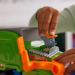 PAW Patrol : Crush N’ Roll Recycling Truck with Rocky Action Figure & Transforming Compacted Trash Vehicle, Kids Toys for Boys & Girls Ages 3 and up - Additional view 7