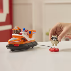 PAW Patrol Fire Rescue: Zuma Rescue Fire Boat with Action Figure, Launching Lifesaver, Raccoon & Toy Boat, Kids Toys for Boys & Girls Ages 3 and Up - Additional view 8