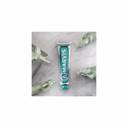 Classic Strong Mint Toothpaste, 85 ml, Sensational Flavoured Toothpaste for a Long-Lasting Freshness