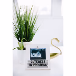 Wooden Letterboard Baby Keepsake Clip Photo Frame, Includes 180 Letters, Pregnancy Announcement Sign, Baby Reveal Photo Prop, Distressed White