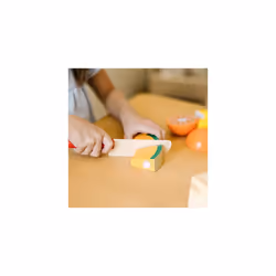 Melissa & Doug Wooden Fruit Toy Cutting Set | Kids Play Food | Kids Role Play Toys |Kids Kitchen Accessories | 3+ | Gift for Boy or Girl