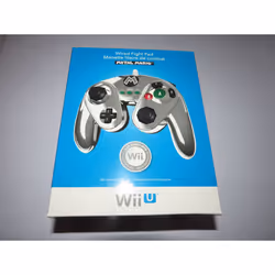 METAL MARIO CONTROLLER Chrome Wired Fight Pad - Nintendo Wii U Wii