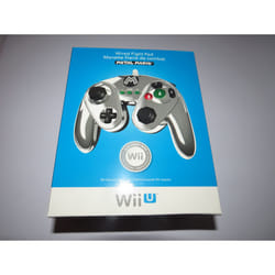 METAL MARIO CONTROLLER Chrome Wired Fight Pad - Nintendo Wii U Wii
