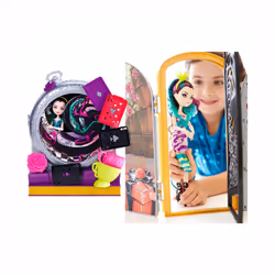 Mattel Ever After High Way Too Wonderland High and Raven Queen Playset  6 years and up