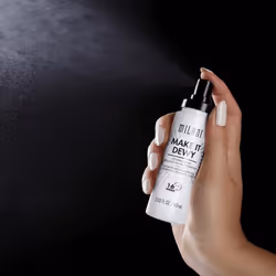 Milani Cosmetics Make It Dewy 3-In-1 Setting Spray Hydrate + Illuminate + Set Makeup setting spray 60 ml
