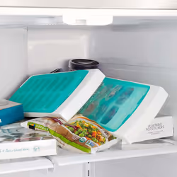 OXO Good Grips No-Spill Ice Cube Tray - Additional view 7
