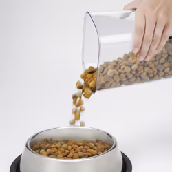OXO 7100500 Airtight Pet Food Storage POP Container White 3.7 Quart