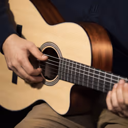 MARTIN Classical Guitar Strings (M260)