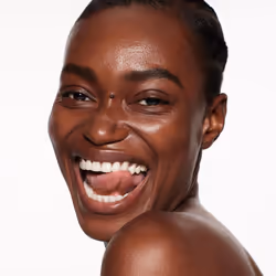 Shiseido RevitalEssence Skin Glow Foundation SPF 30  520 Rosewood - Buildable  Medium Coverage - 24-HR Hydration & 12-HR Wear - Transfer  Crease & Fad