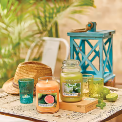 Yankee Candle Scented Candle | Pink Sands Large Jar Candle | Burn Time: Up to 150 Hours