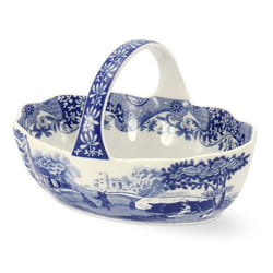 Spode Blue Italian Handled Basket | Fruit Bowl | Centerpiece for Potpourri | Home D?cor | Made of Porcelain | Measures 6-Inches | Dishwasher Safe (Blu