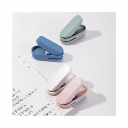 Mini Small Hole Puncher Pink Color  10 Sheet Paper Hole Puncher Capacity Single Hole Puncher for Office Use Or Gift for Students (Pink)
