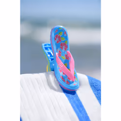 O2COOL Bocaclips - Beach Towel Clips for Beach Chairs  Patio and Pool Accessories Clothes Pins or Bag Clips - (Flip Flop) 4 Clips
