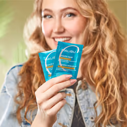 Malibu C Miracle Repair Hair Reconstructor  Blonde Enhancer (1 Packet) - Nourishing Hair Repair Treatment for Damaged Blonde Strands - Relieves Hair D