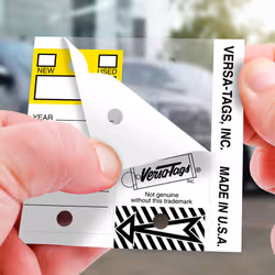 Versa-Tags 500 Key Tags  Self Protecting Poly  1.25''x3''  Highly Resistant to Abrasion  500 Key Tag Pack  500 Chrome Plated Key Tag Rings Included To
