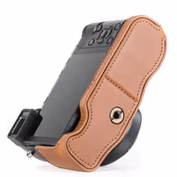MegaGear MG974 camera case Cover Brown