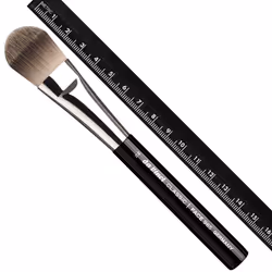da Vinci Cosmetics Series 965 Classic Foundation Brush  Oval Synthetic  Size 22  18.4 Gram