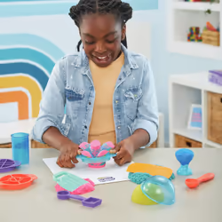Kinetic Sand Ultimate Sandisfying Set, 2lb of Pink, Yellow and Teal Play Sand, 10 Molds and Tools, Sensory Toys for Kids Ages 7+