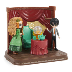 Wizarding World Harry Potter, Magical Minis Hogwarts Divination Classroom, 2 Exclusive Figures and 6 Accessories, Kids Toys for Ages 6 and up