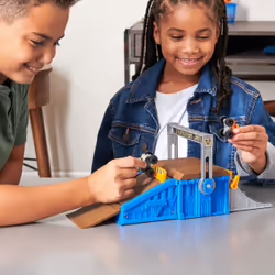 Monster Jam Mini Freestyle Flip Arena Playset and Storage with 2 Mini Trucks, Kids Toys for Boys and Girls Ages 3 and up