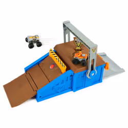 Monster Jam Mini Freestyle Flip Arena Playset and Storage with 2 Mini Trucks, Kids Toys for Boys and Girls Ages 3 and up