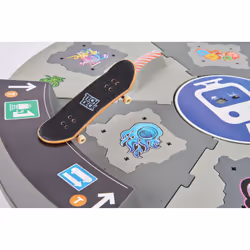 Tech Deck , Shredline 360 Motorized Skate Park, X-Connect Creator, Customizable and Buildable Turntable Ramp Set with Exclusive Fingerboard, Kids Toy for Boys and Girls Ages 6 and up - Additional view 6