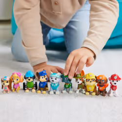 PAW Patrol , 10th Anniversary, All Paws On Deck Toy Figures Gift Pack with 10 Collectible Action Figures, Kids Toys for Ages 3 and up - Additional view 4