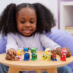 PAW Patrol : The Mighty Movie, Toy Figures Gift Pack, with 6 Collectible Action Figures, Kids Toys for Boys and Girls Ages 3 and up